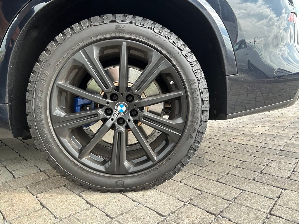2020 BMW X5 M50i