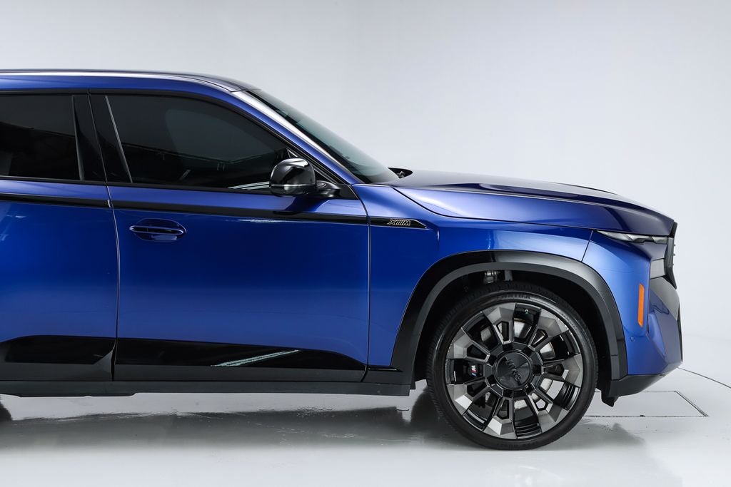 2023 BMW XM Base
