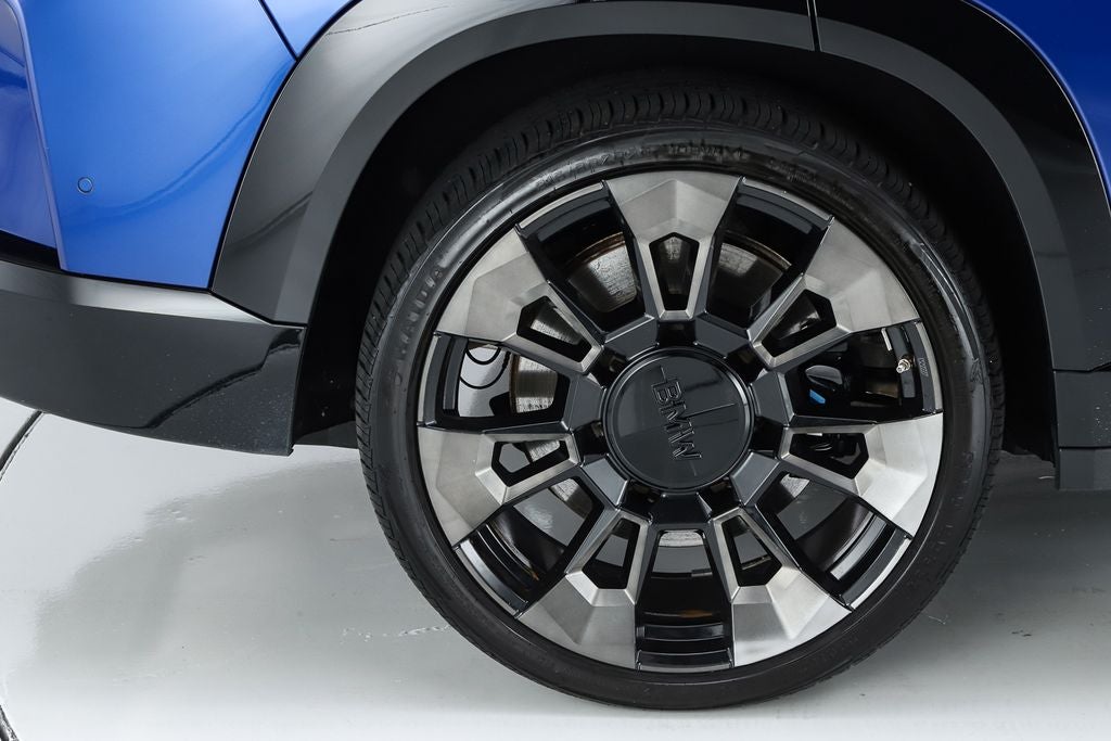 2023 BMW XM Base