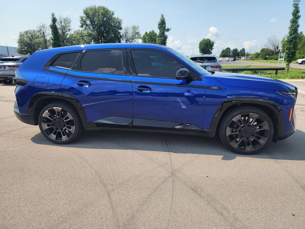 2023 BMW XM Base