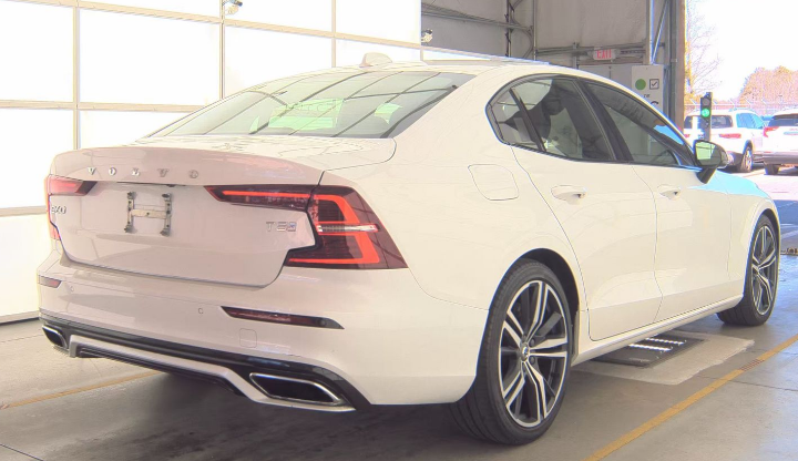 2019 Volvo S60 T5 R-Design