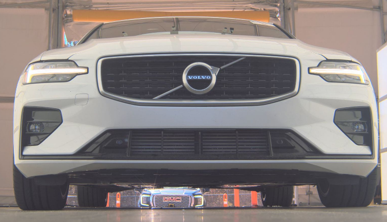 2019 Volvo S60 T5 R-Design