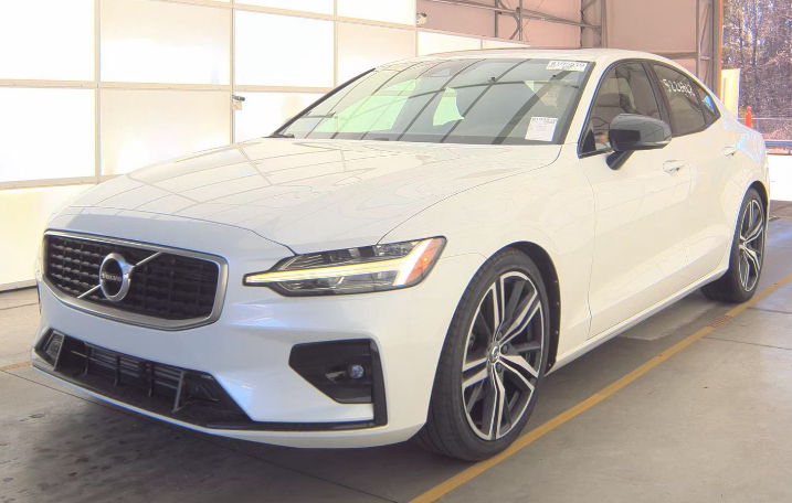 2019 Volvo S60 T5 R-Design