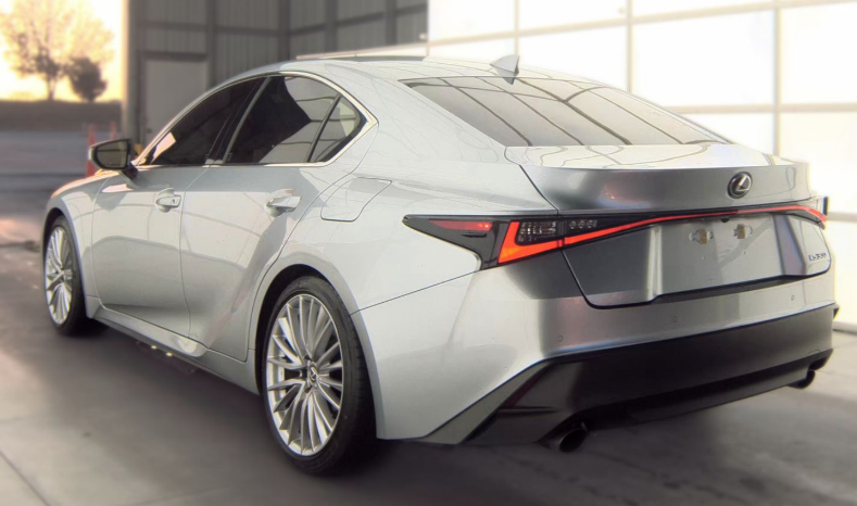 2025 Lexus IS 300
