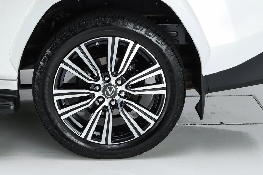2023 Lexus LX 600 Luxury