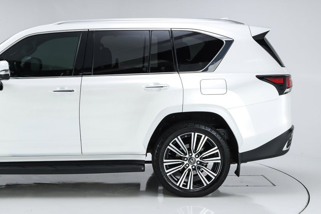 2023 Lexus LX 600 Luxury
