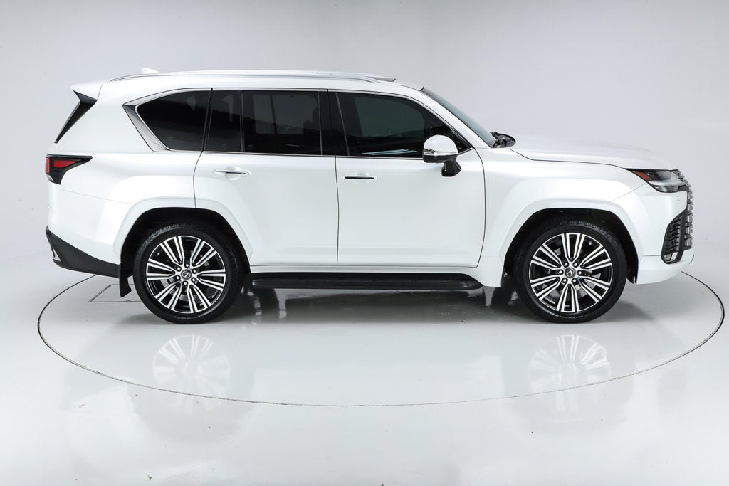 2023 Lexus LX 600 Luxury