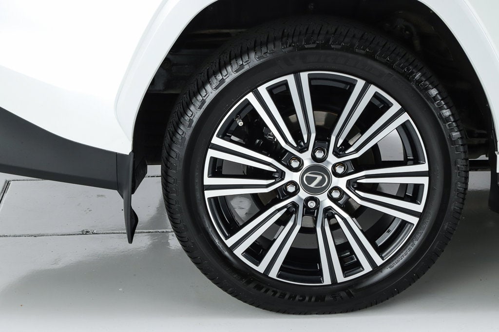 2023 Lexus LX 600 Luxury