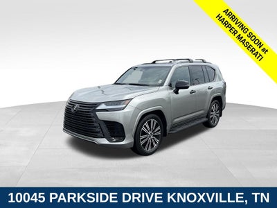 2025 Lexus LX 700h Luxury