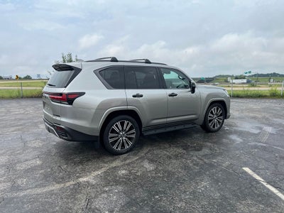2025 Lexus LX 700h Luxury