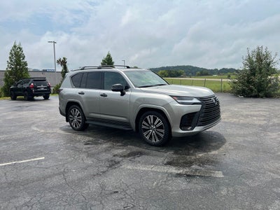 2025 Lexus LX 700h Luxury
