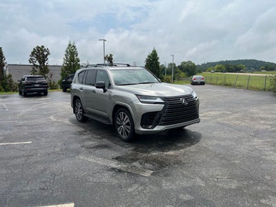 2025 Lexus LX 700h Luxury