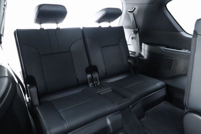 2025 Lexus LX 700h Luxury