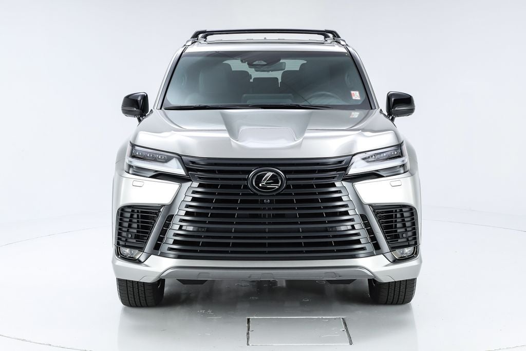 2025 Lexus LX 700h Luxury