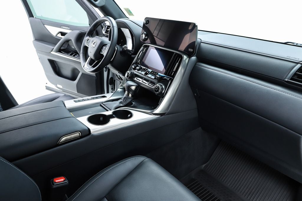 2024 Lexus LX 600 F SPORT