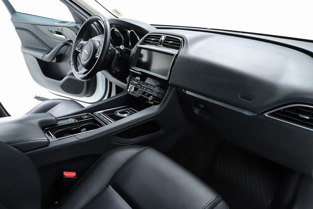 2020 Jaguar F-PACE 25t Premium