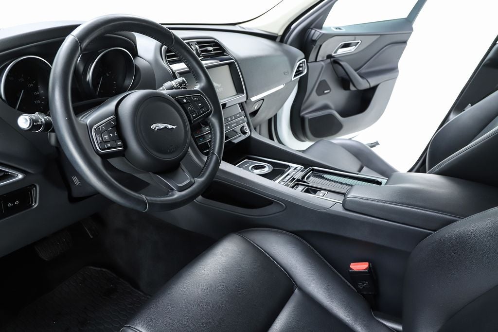 2020 Jaguar F-PACE 25t Premium