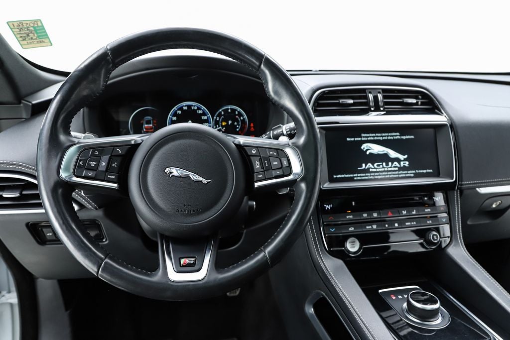 2018 Jaguar F-PACE S