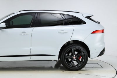 2018 Jaguar F-PACE S