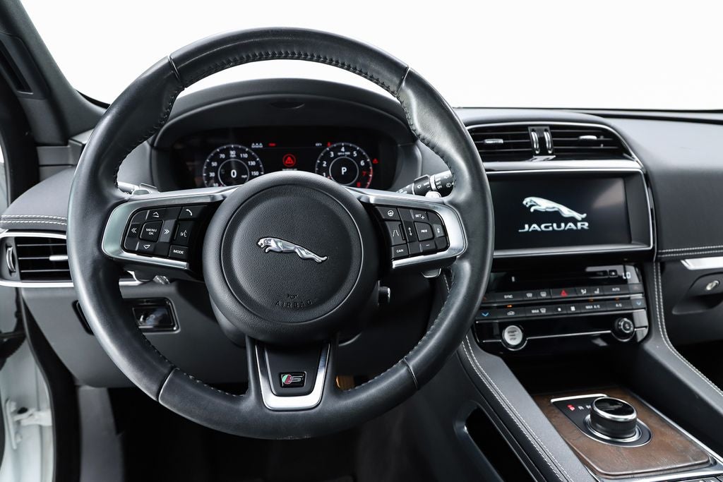 2020 Jaguar F-PACE S