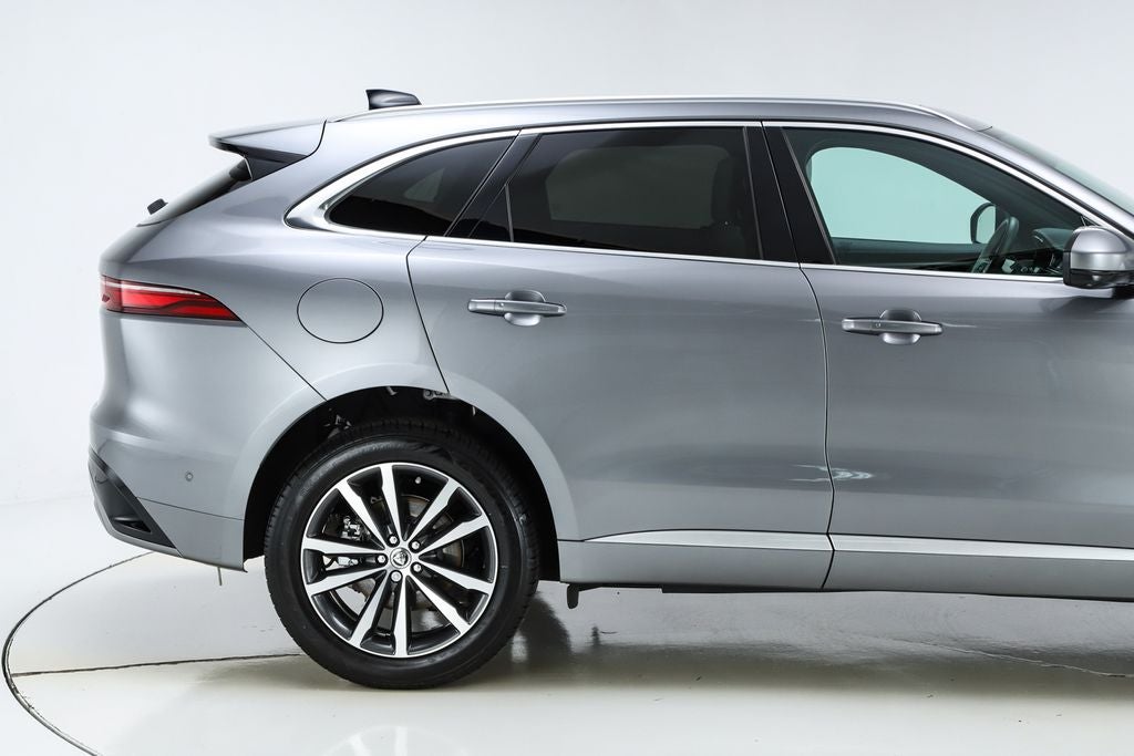 2025 Jaguar F-PACE P250 R-Dynamic S