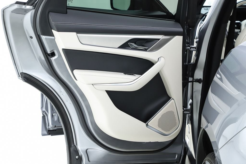 2025 Jaguar F-PACE P250 R-Dynamic S