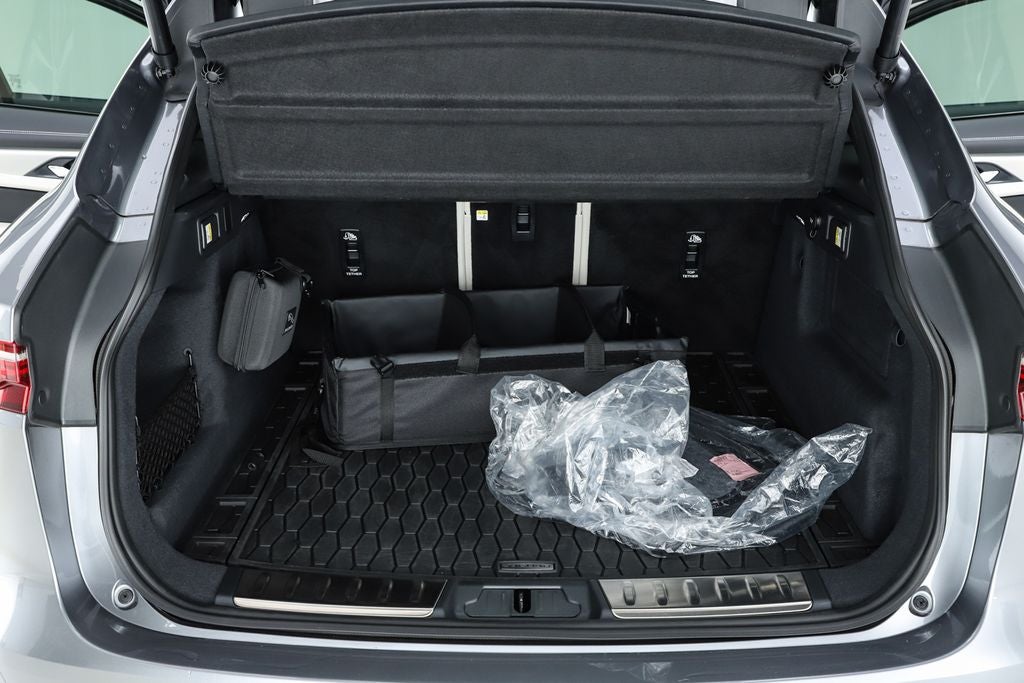 2025 Jaguar F-PACE P250 R-Dynamic S