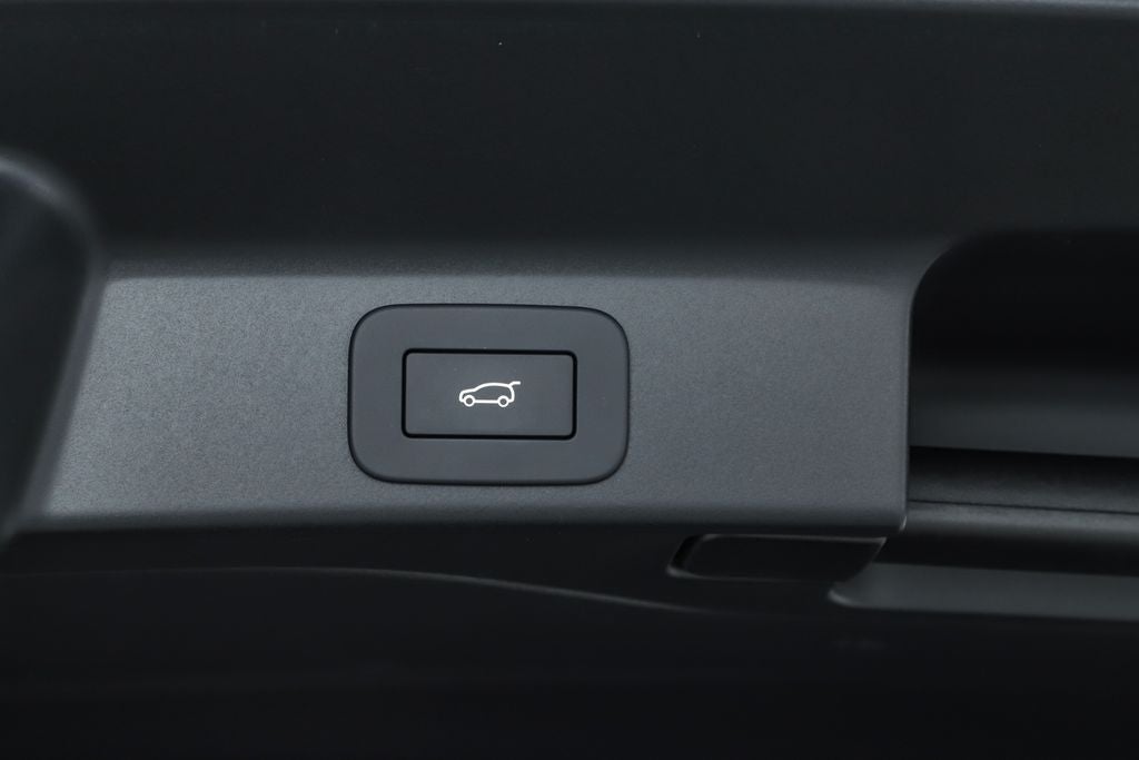 2025 Jaguar F-PACE P250 R-Dynamic S