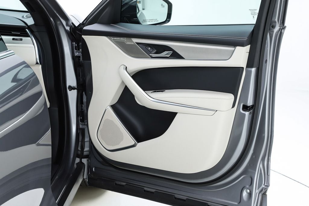 2025 Jaguar F-PACE P250 R-Dynamic S