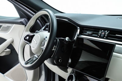 2025 Jaguar F-PACE P250 R-Dynamic S