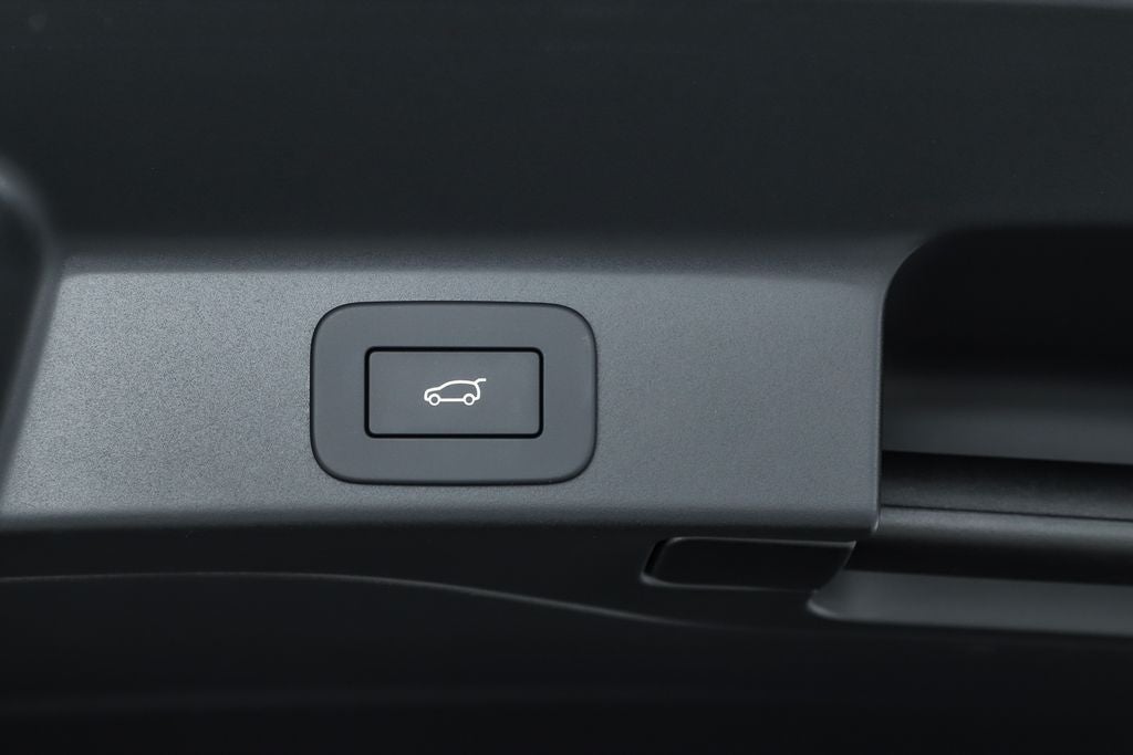 2026 Jaguar F-PACE P250 R-Dynamic S