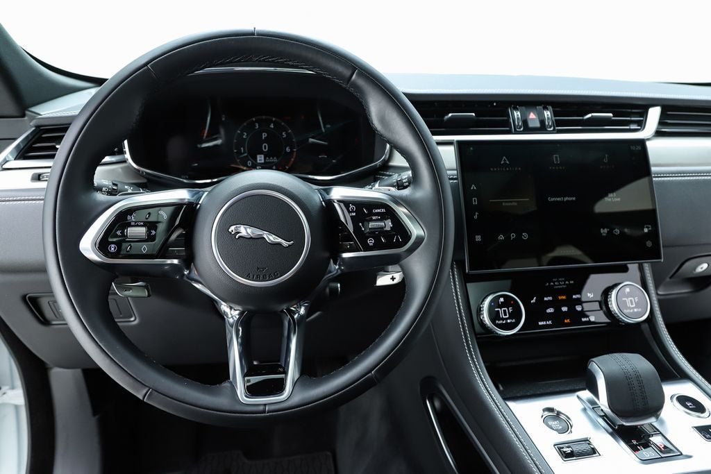 2026 Jaguar F-PACE P250 R-Dynamic S