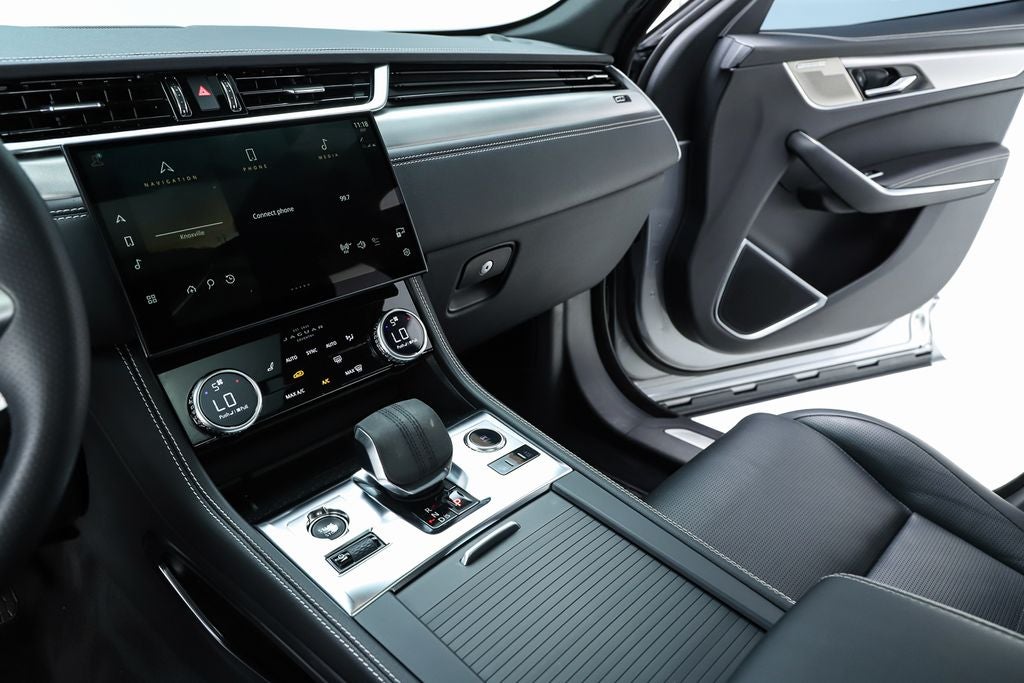 2023 Jaguar F-PACE P400 R-Dynamic S