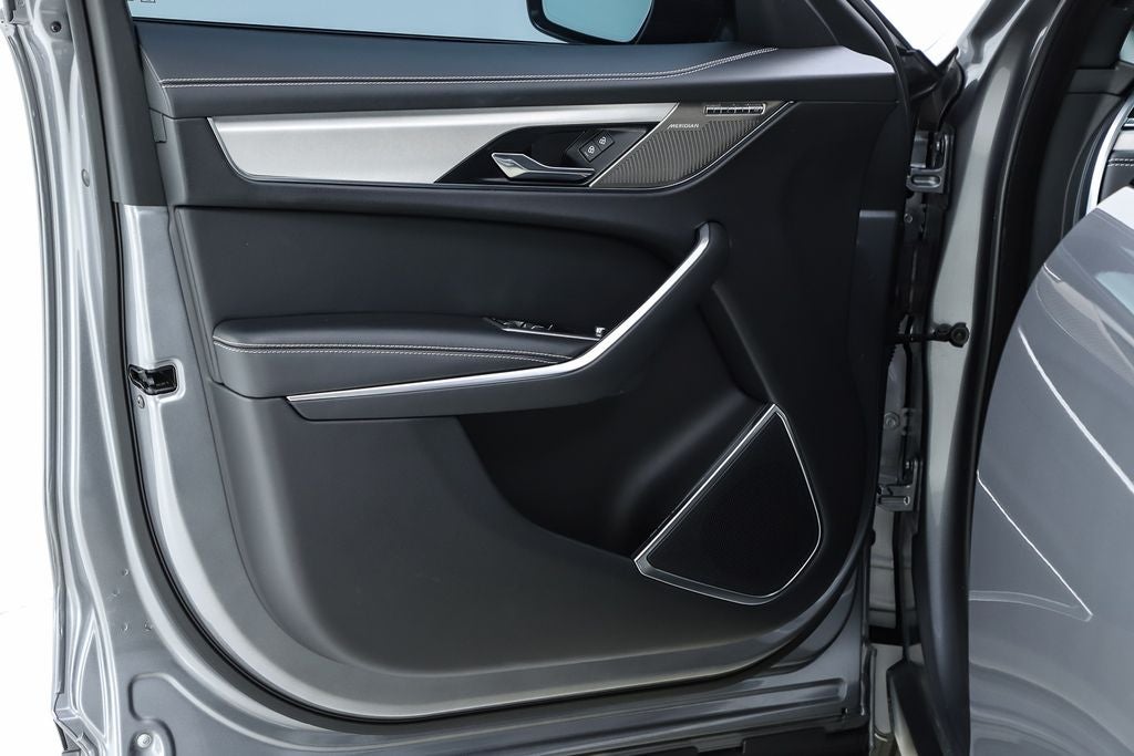 2023 Jaguar F-PACE P400 R-Dynamic S