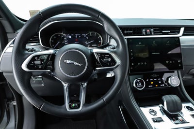 2023 Jaguar F-PACE P400 R-Dynamic S