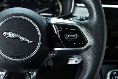 2023 Jaguar F-PACE P400 R-Dynamic S