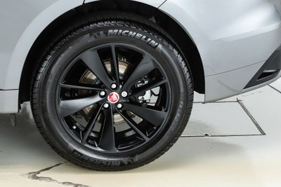 2023 Jaguar F-PACE P400 R-Dynamic S