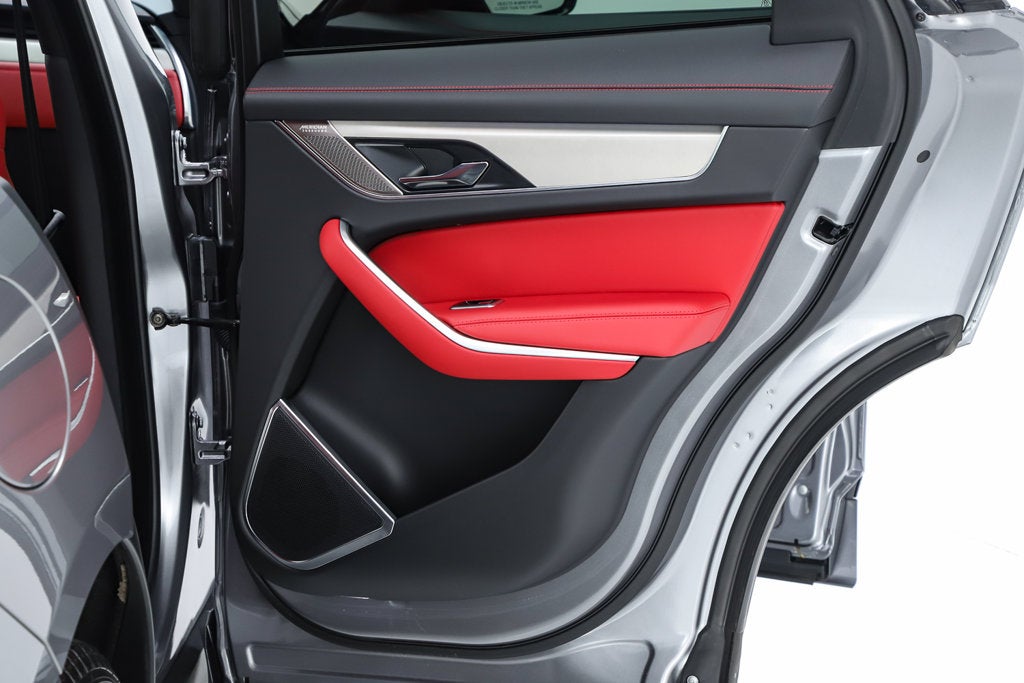 2026 Jaguar F-PACE P400 R-Dynamic S