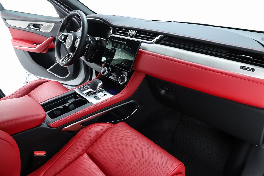 2026 Jaguar F-PACE P400 R-Dynamic S