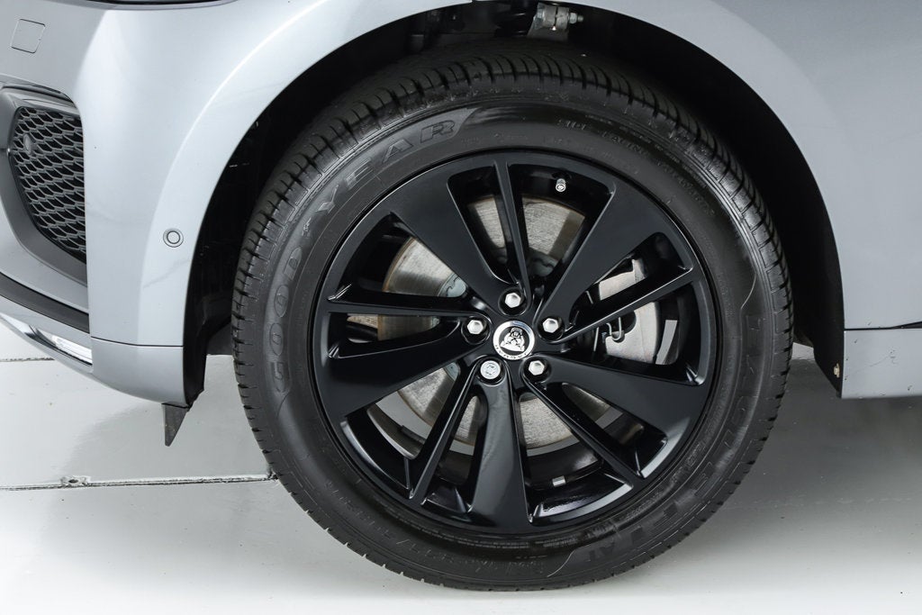 2026 Jaguar F-PACE P400 R-Dynamic S