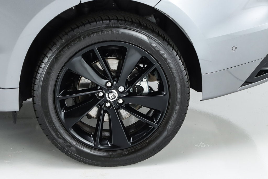 2026 Jaguar F-PACE P400 R-Dynamic S