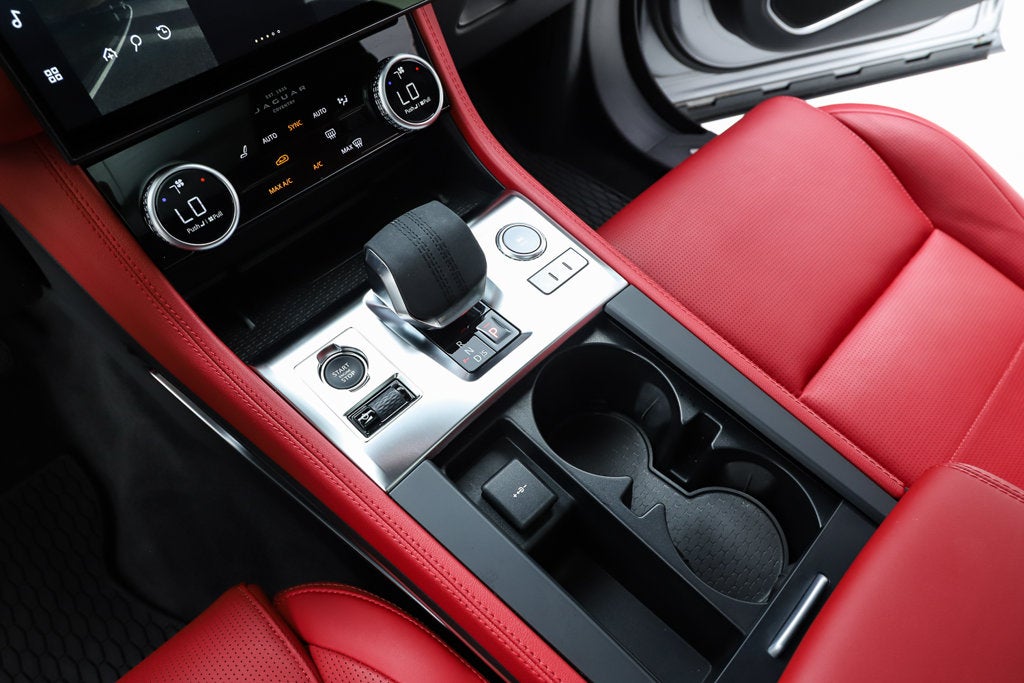 2026 Jaguar F-PACE P400 R-Dynamic S