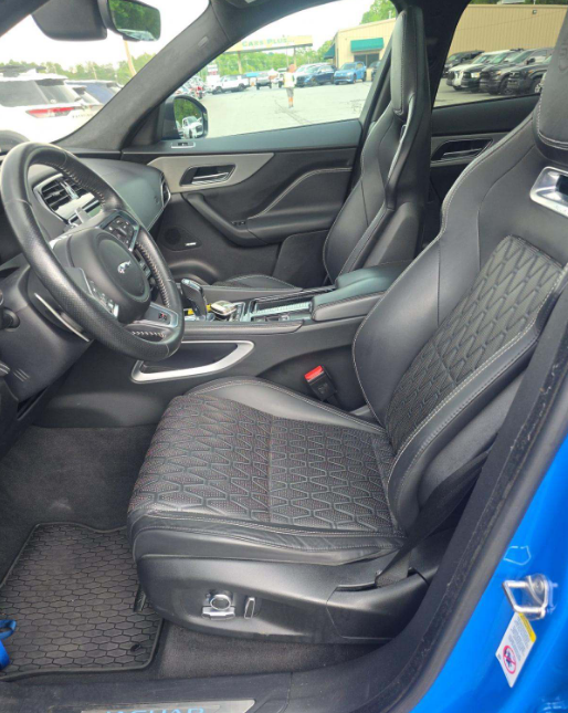 2020 Jaguar F-PACE SVR