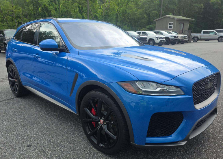 2020 Jaguar F-PACE SVR