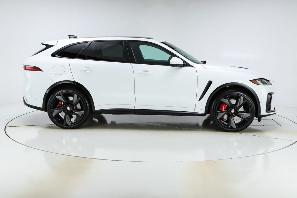 2022 Jaguar F-PACE SVR