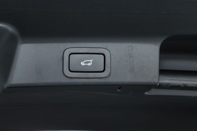 2022 Jaguar F-PACE SVR