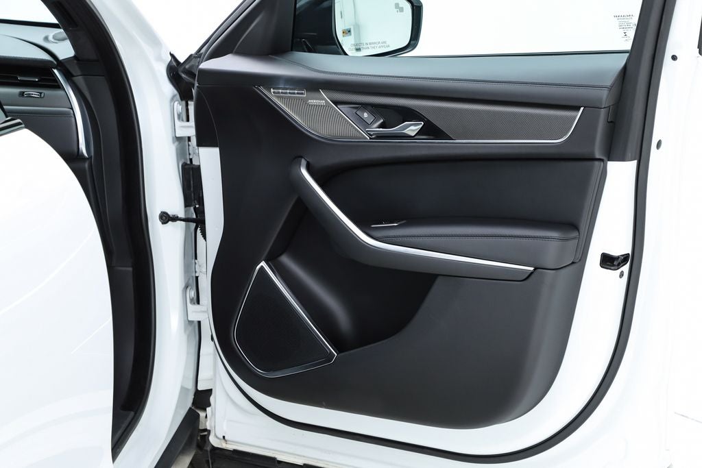 2022 Jaguar F-PACE SVR