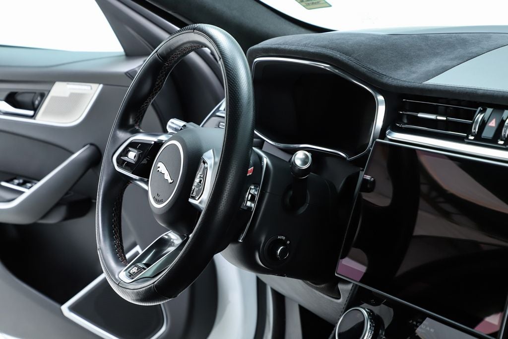 2022 Jaguar F-PACE SVR