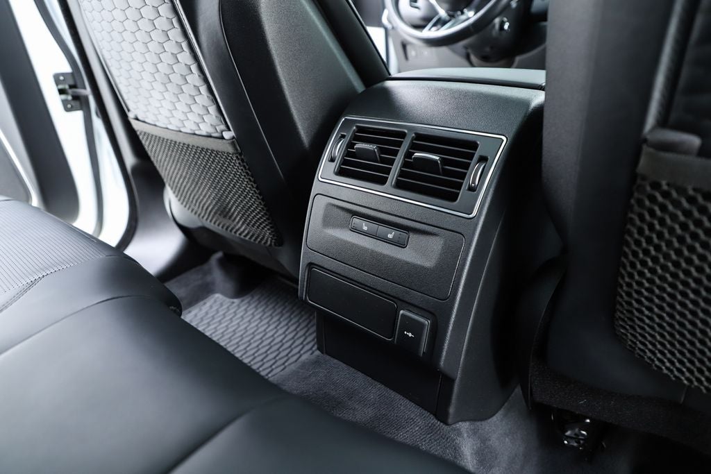 2022 Jaguar F-PACE SVR