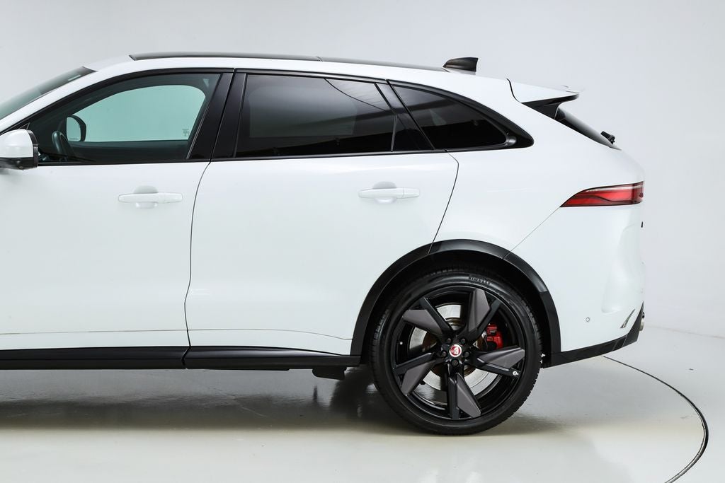 2022 Jaguar F-PACE SVR